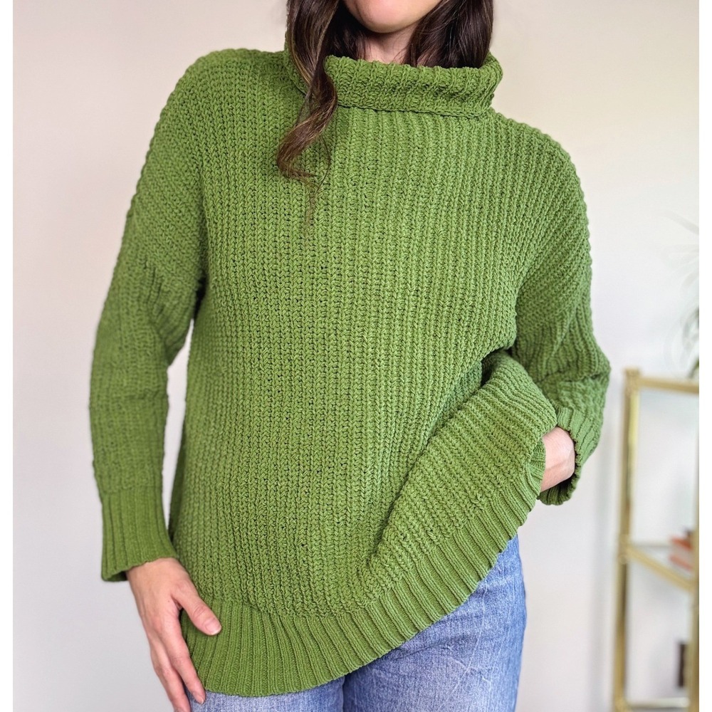 Aerie Chunky Knit Chenille Turtleneck Sweater Green SMALL Oversized Cozy Cottage